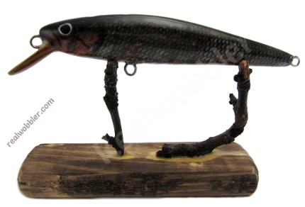 Realwobbler lure with dark fish skin