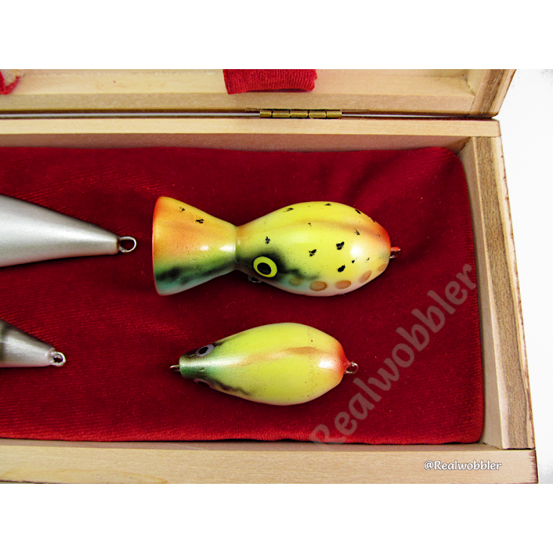 https://www.realwobbler.com/1542-large_default/best-gift-for-fishermen-handmade-lures-universal-set-6.jpg