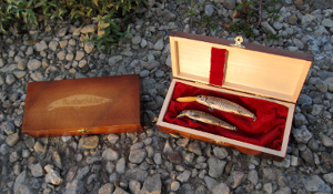 Perfekte Geschenkidee für Angler- Handgemachte Wobbler-Sets in Holzbox